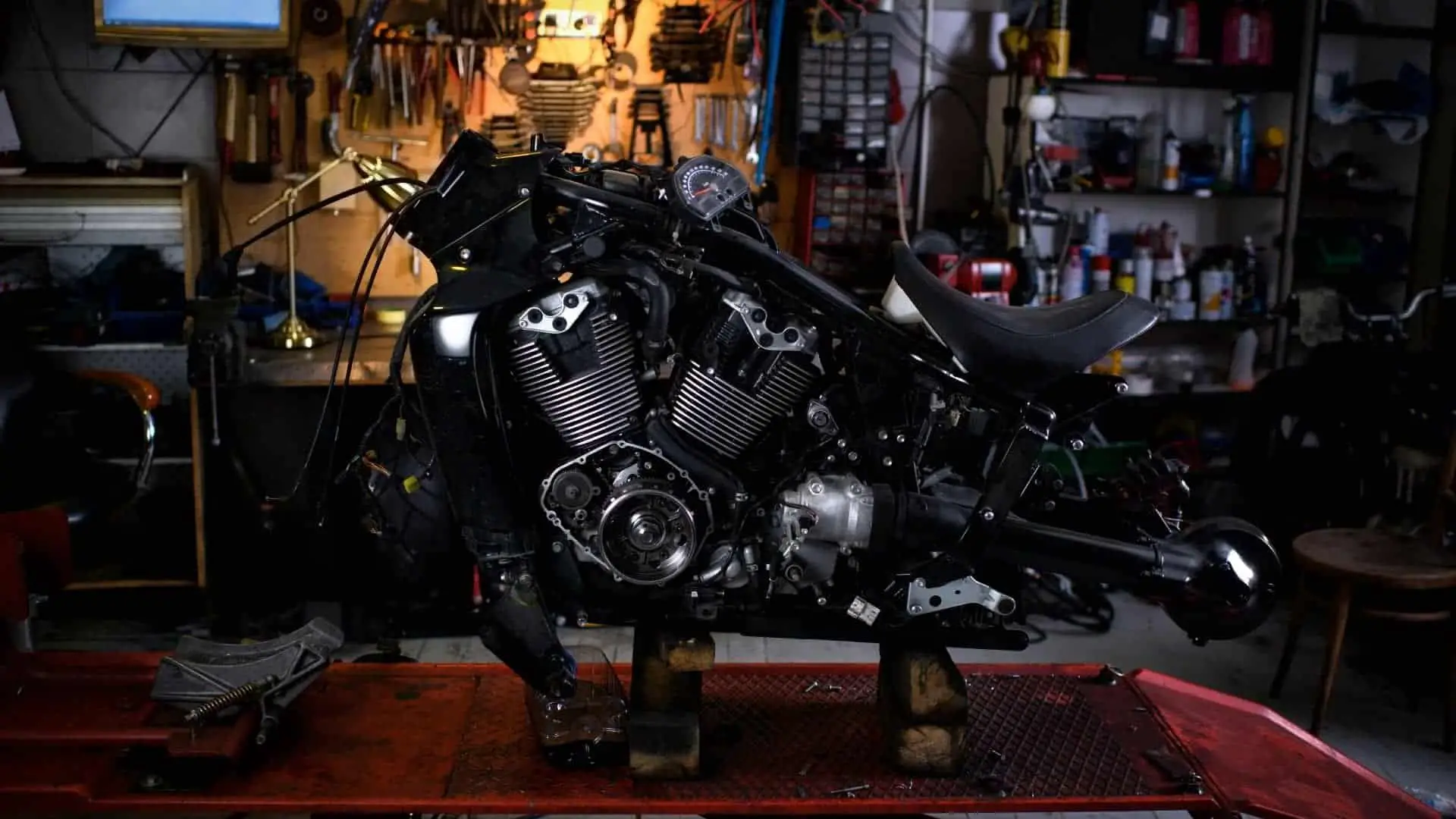 How To Paint A Motorcycle Engine?